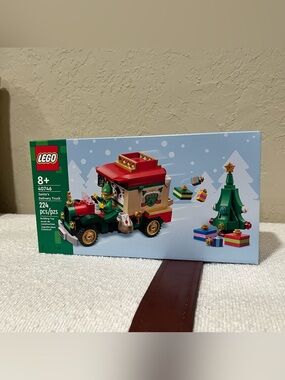 LEGO Santa Delivery Truck #40746 Building Set New in Box